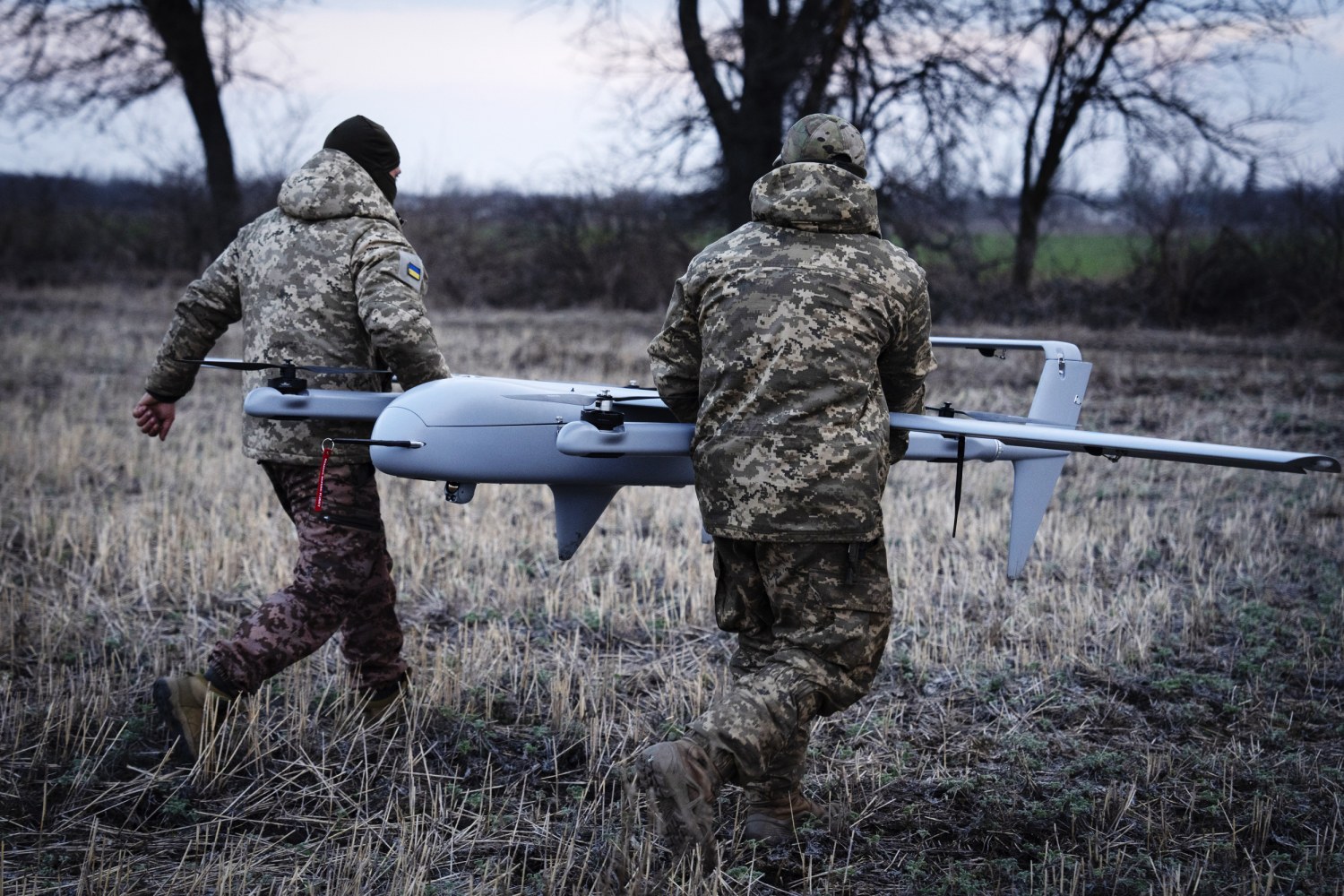 Russia Dislodges Ukrainian Battlegroup in Donetsk, Air Defenses Shoot Down Multiple Drones