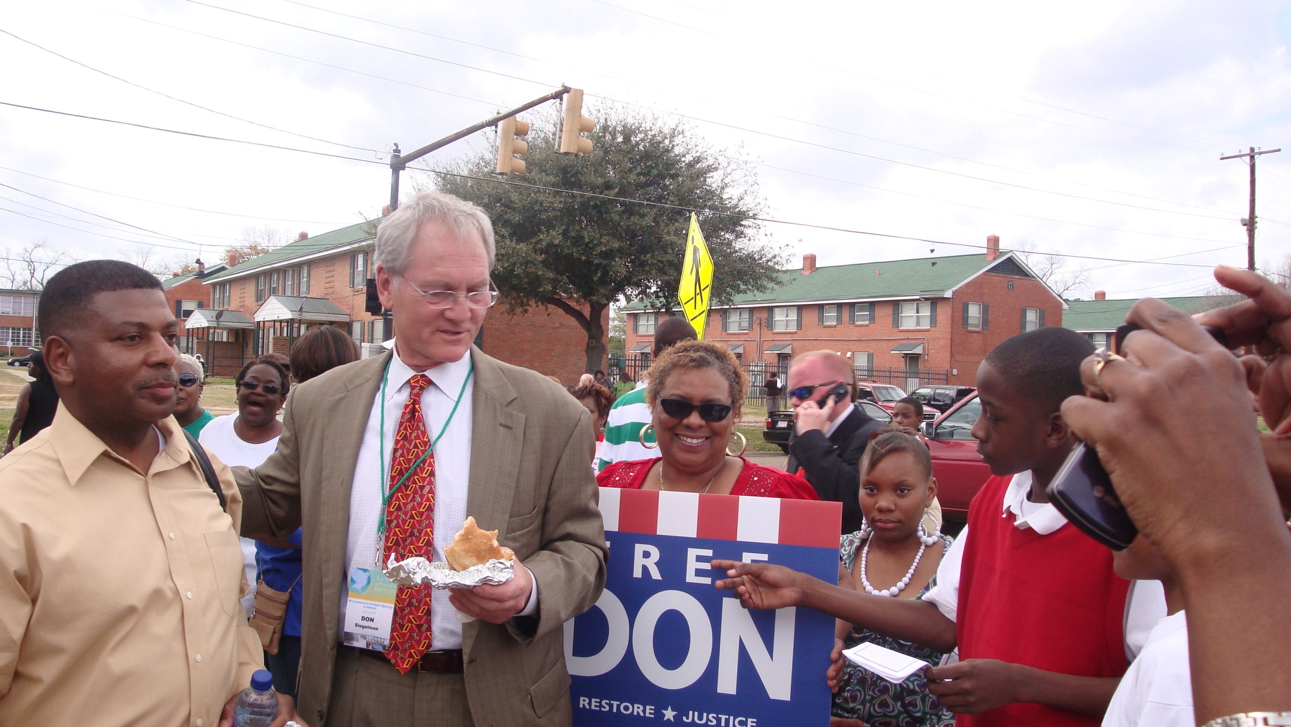 Former Bush Advisor: Trump Unlikely to Abandon Ukraine as Iran Strikes Escalate