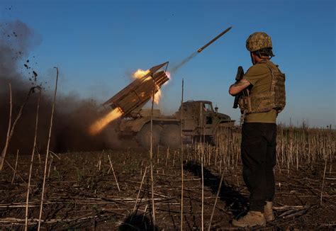 Ukraine Struggles to Acquire Critical Air Defense Missiles